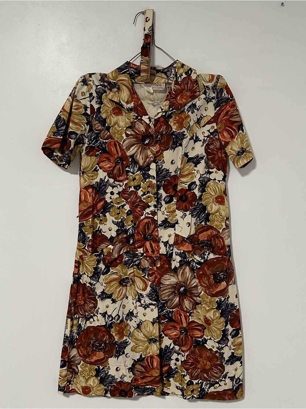 Vintage Floral Button-Front Short Sleeve Dress